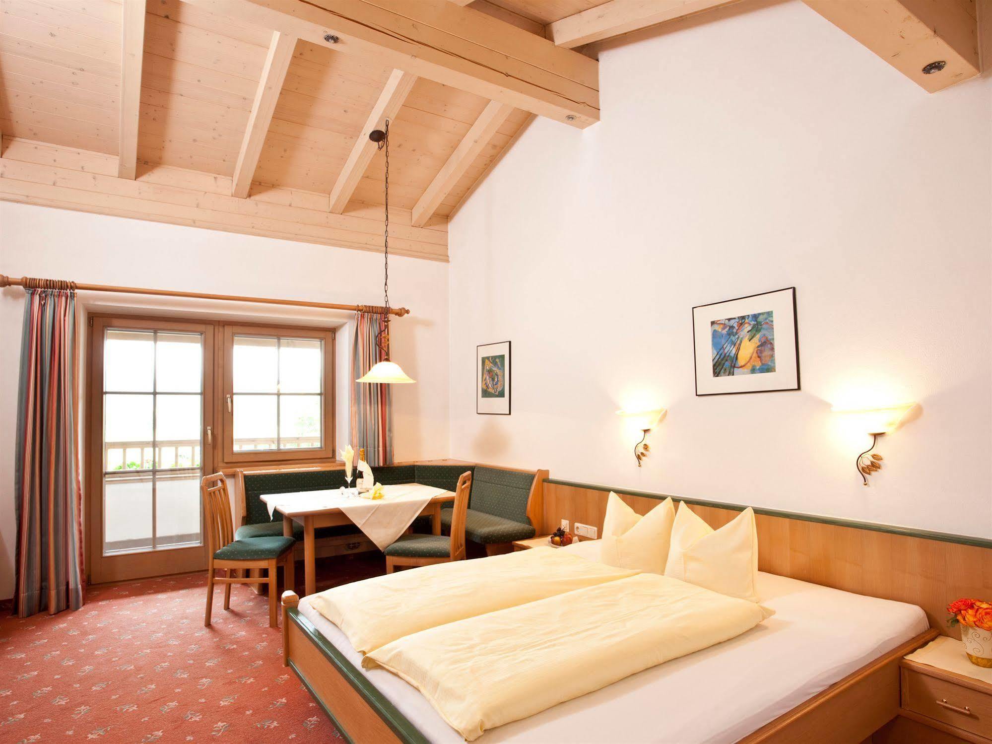 Erlebnishotel Kitzbuehler Horn Oberndorf in Tirol Exterior foto