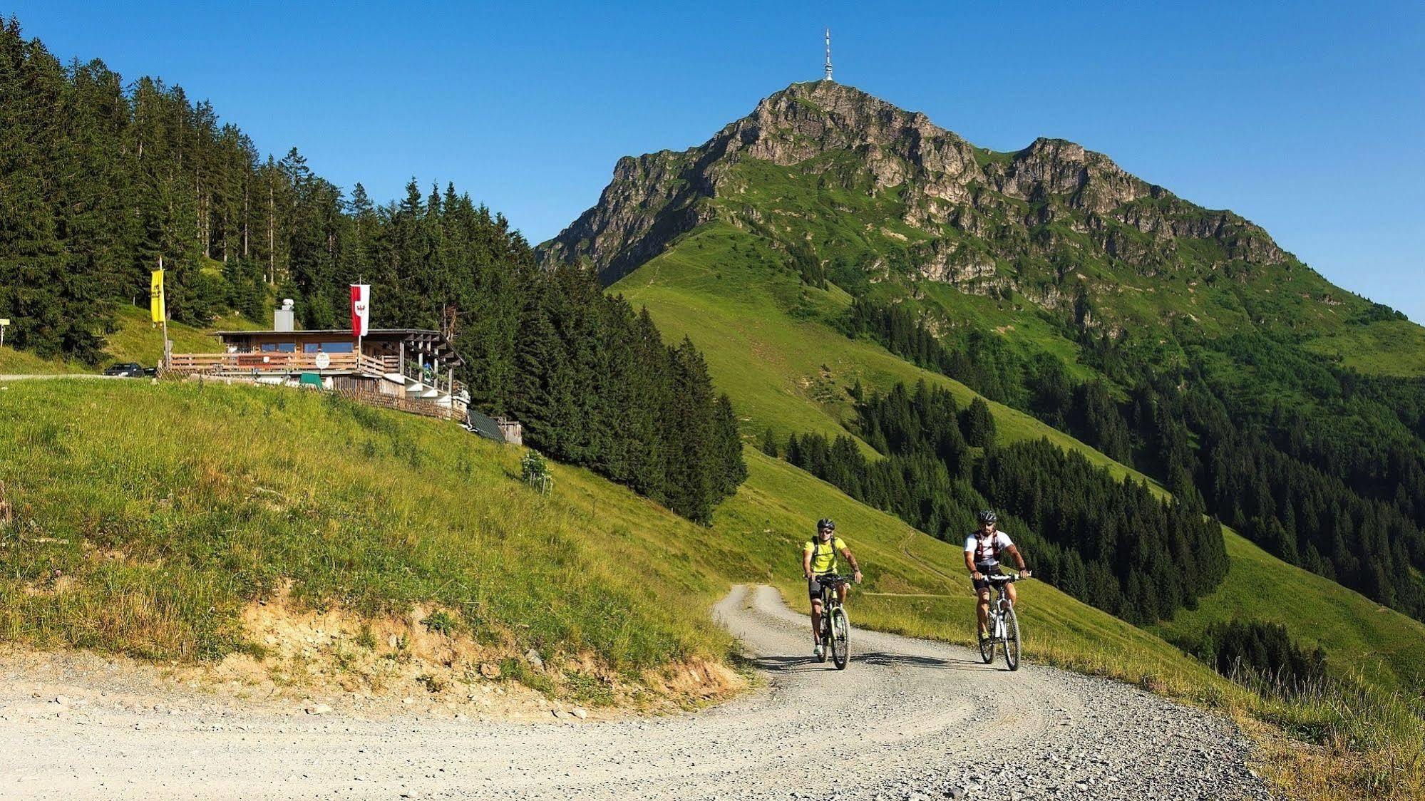 Erlebnishotel Kitzbuehler Horn Oberndorf in Tirol Exterior foto
